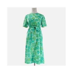 Vintage 1960’s shortsleeved handmade dress in shades of green
